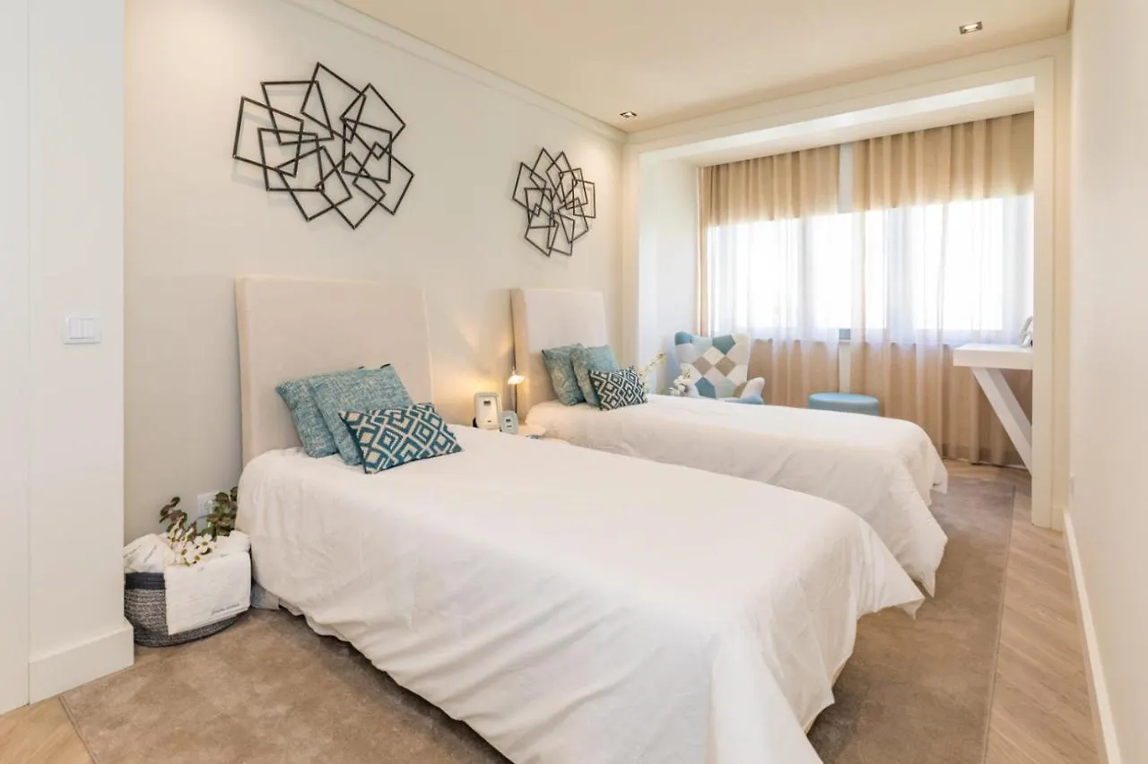 Quarteira Beach Stunning Apartment